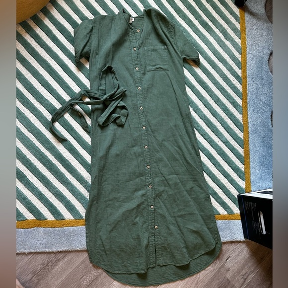 Sister Katie Marianne dress in green - Picture 1 of 7